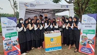 SUKSES GELAR FESTIVAL RAMADHAN SMA DOUBLE TRACK